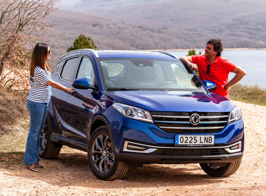 DFSK 펑광 E3 동풍 전기 Suv 405KM 5 문 5 자리