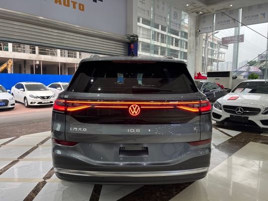 6-7 시트 VW ID6 Ｘ 2022 전기 자동차 높은 5개 문은 460-617KM을 가속시킵니다