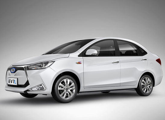 4 문 5 시트 잭 전기 자동차 320KM 잭 IEV7L 작은 Ev 자동차
