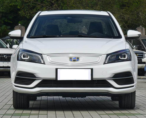디하오 Ev 지리 세단 전기 자동차 421KM 4 문 5는 0.5 시간 고속 충전을 위치시킵니다