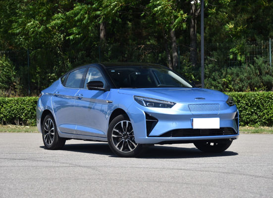 잭 IC5 장화이 2020 세단 전기 자동차 450-530KM 순수한 전기 자동차 5 문 5 시트