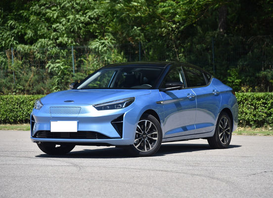 잭 IC5 장화이 2020 세단 전기 자동차 450-530KM 순수한 전기 자동차 5 문 5 시트