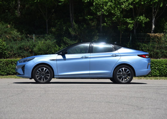 잭 IC5 장화이 2020 세단 전기 자동차 450-530KM 순수한 전기 자동차 5 문 5 시트