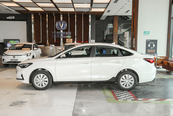 장안 에아도 EV460 세단 전기 자동차 2022년 공용 표준 365-405KM