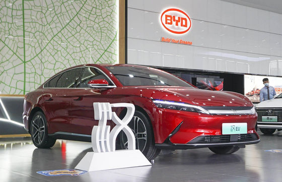 5 문 5 시트 BYD 한 EV 자동차 순수한 전기 중앙 큰  610-715KM