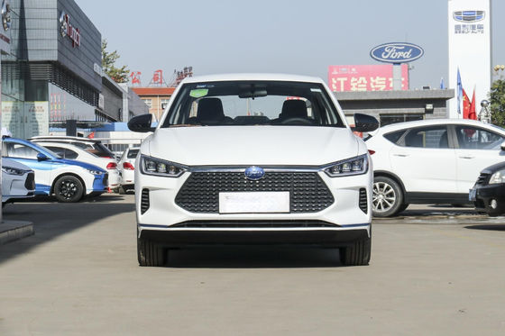 E3 바이드 세단 전기 자동차 공용 표준 401KM 4 문 5 시트